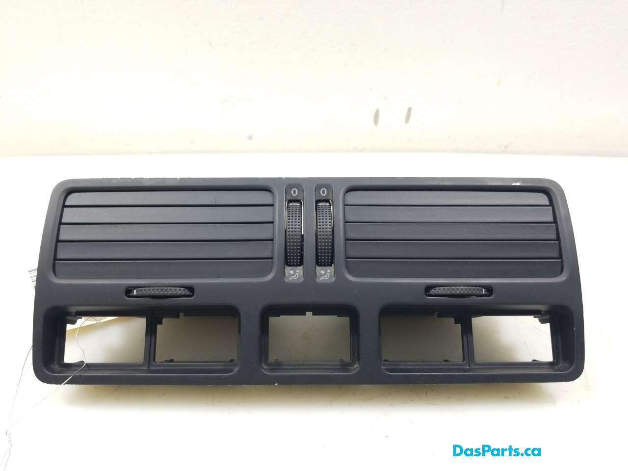 Dash Vent Center