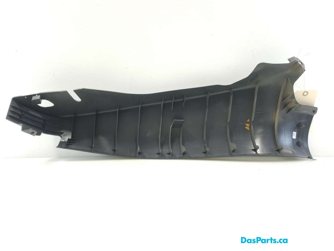 Lower C-Pillar Trim L
