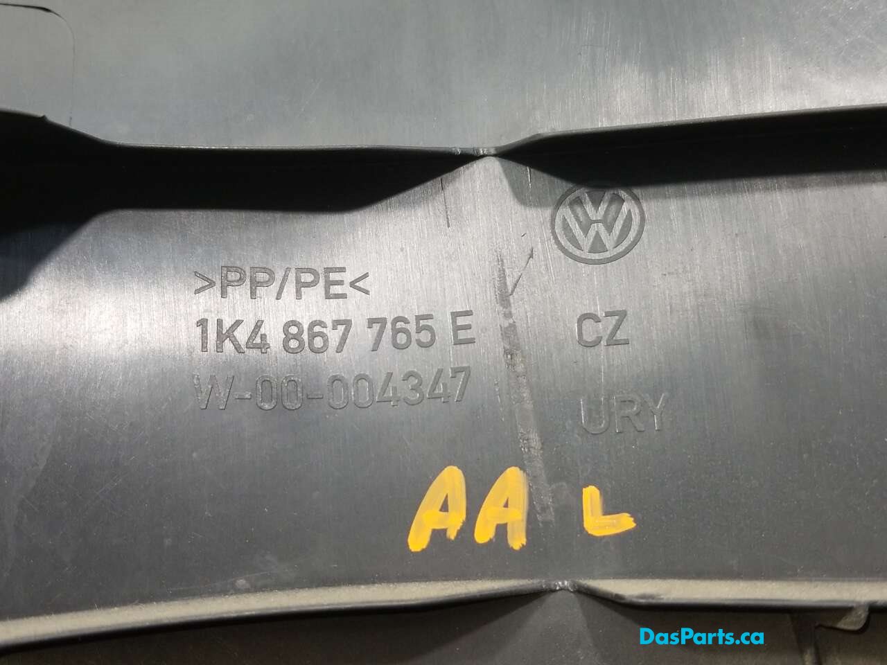Lower C-Pillar Trim L