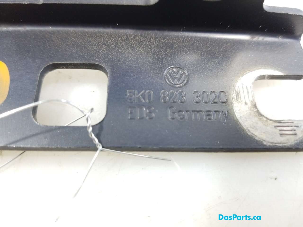 Hood Hinge R