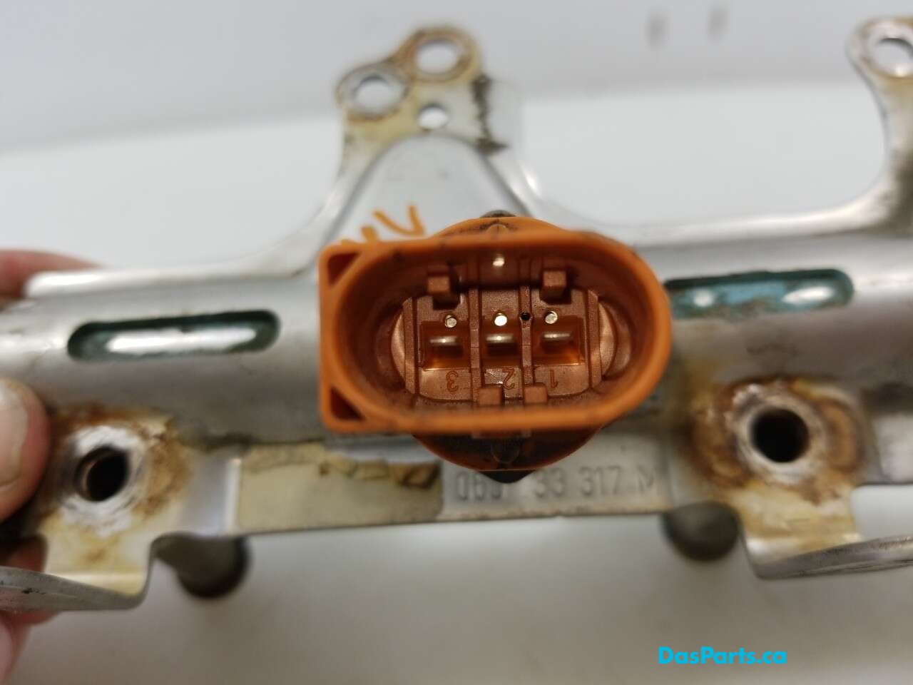 Fuel Rail 1