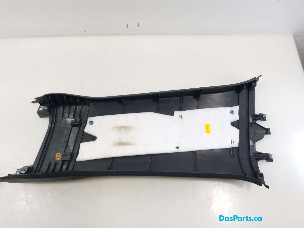 Lower B-Pillar Trim R