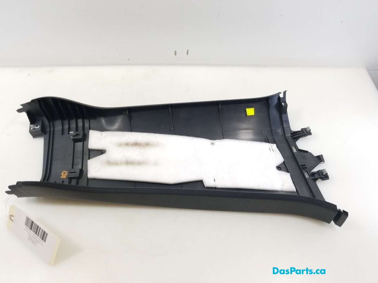 Lower B-Pillar Trim L