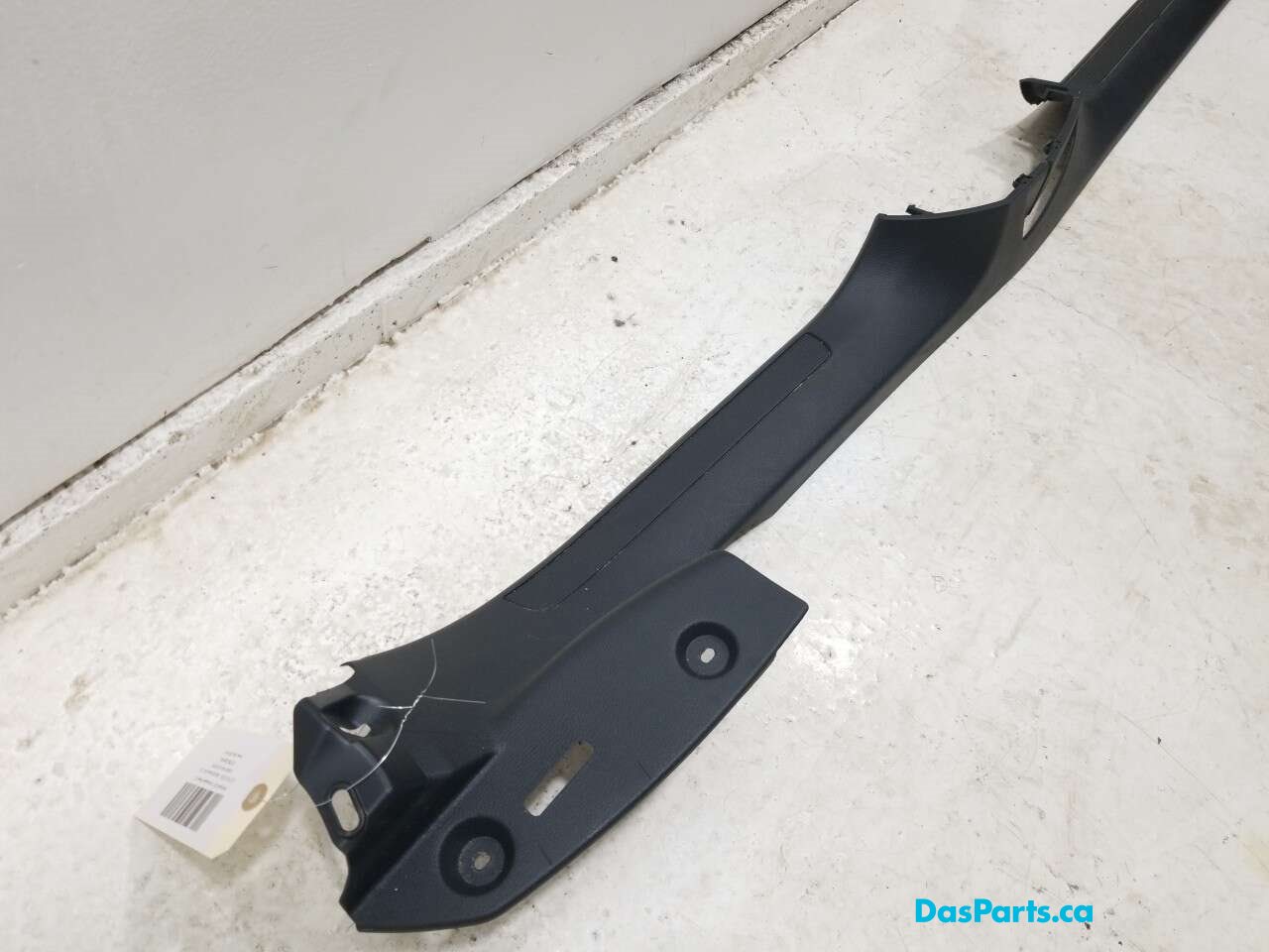 Lower Door Sill Trim L