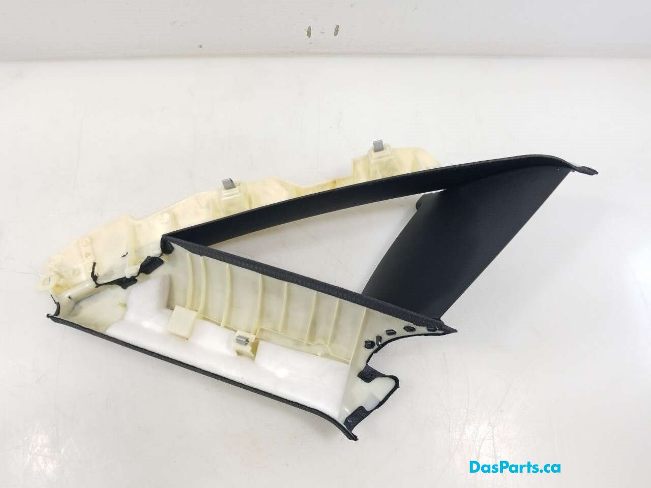 Headliner C-Pillar Trim L 2