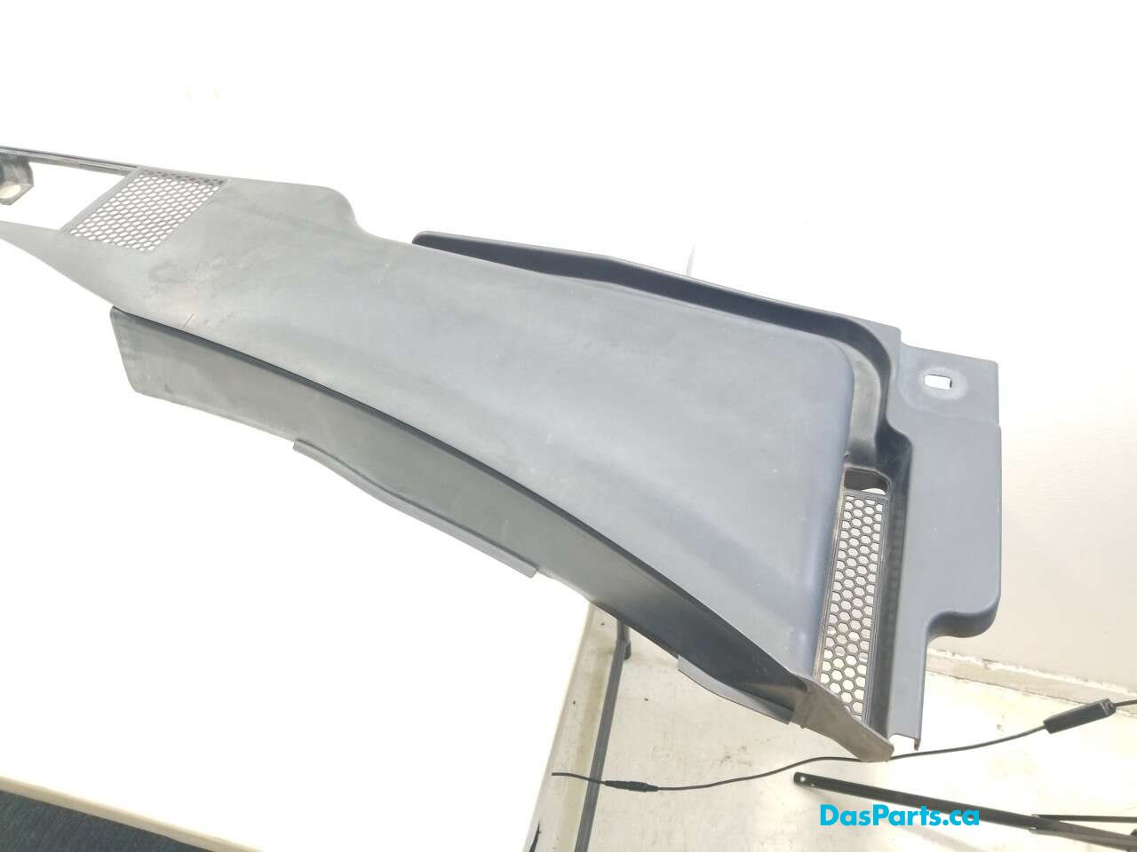 Wiper Cowl