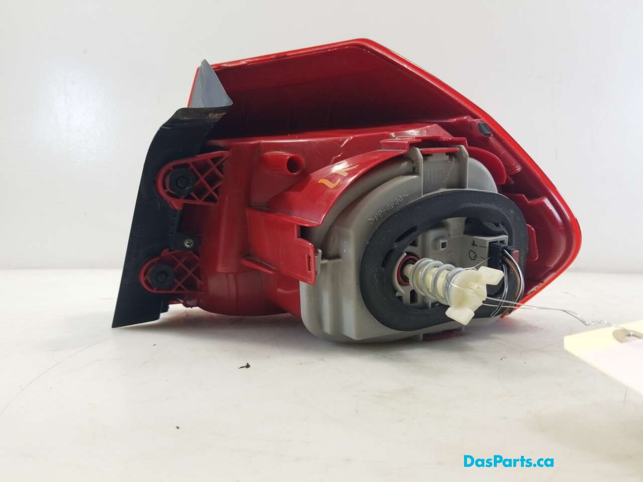 Taillight Outer LR