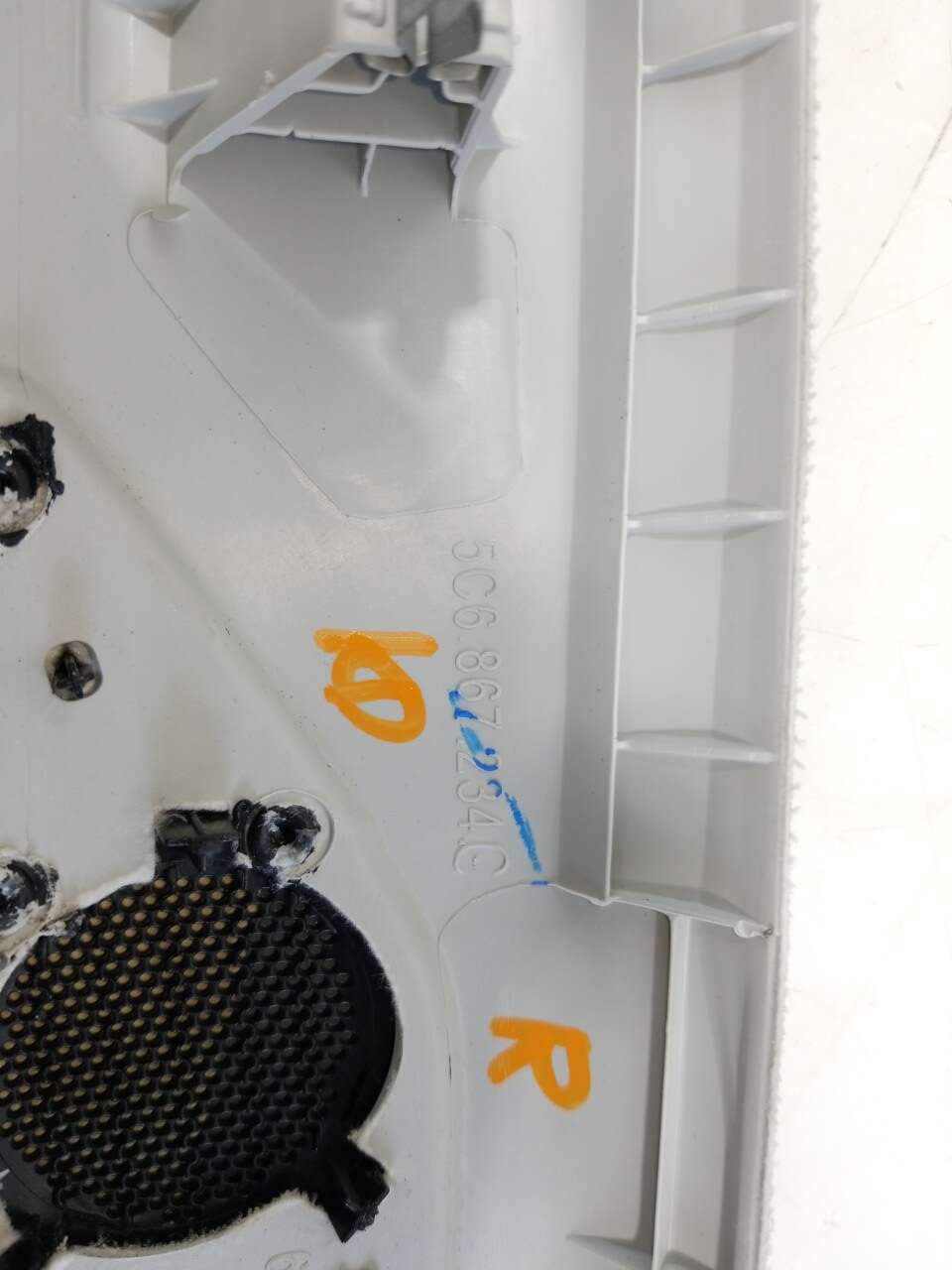 Headliner A-Pillar Trim R