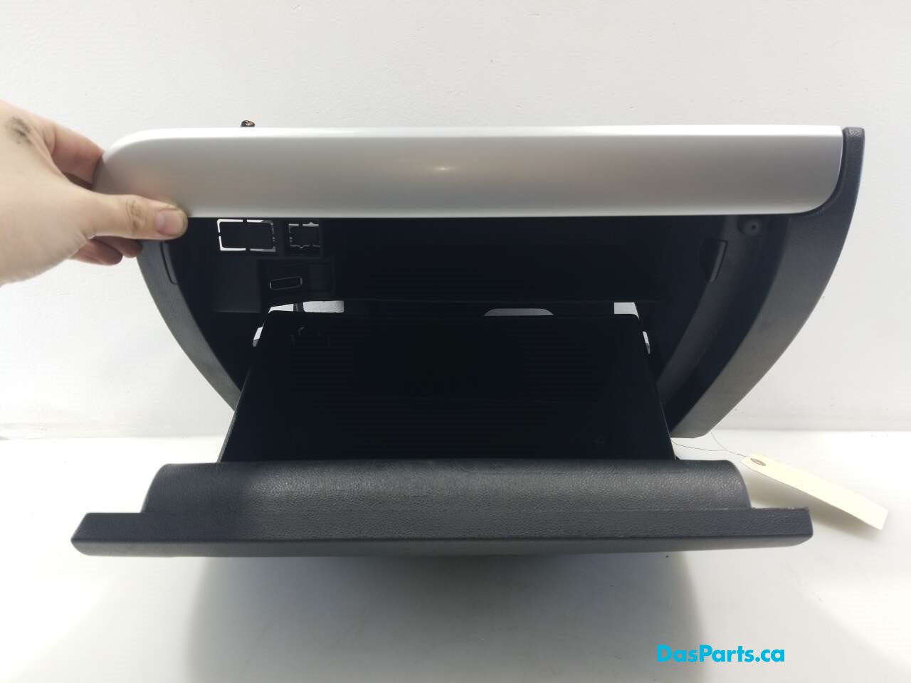Glovebox
