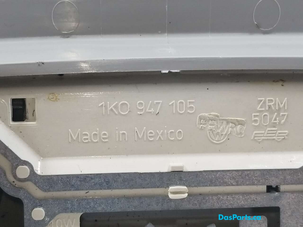 Dome Light Assembly Front