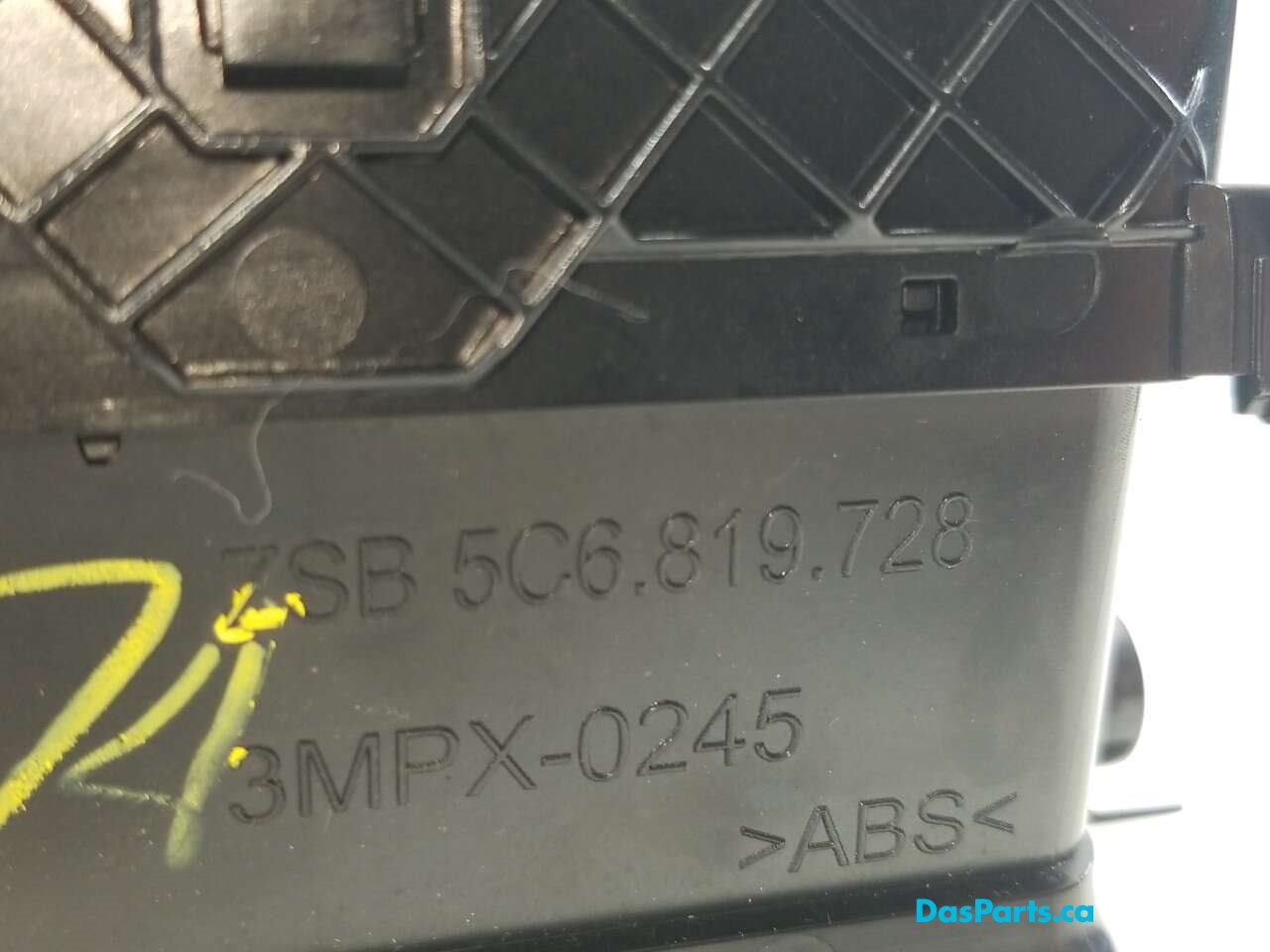 Dash Vent Center