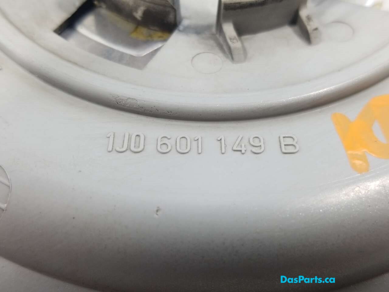 Wheel Center Cap 4