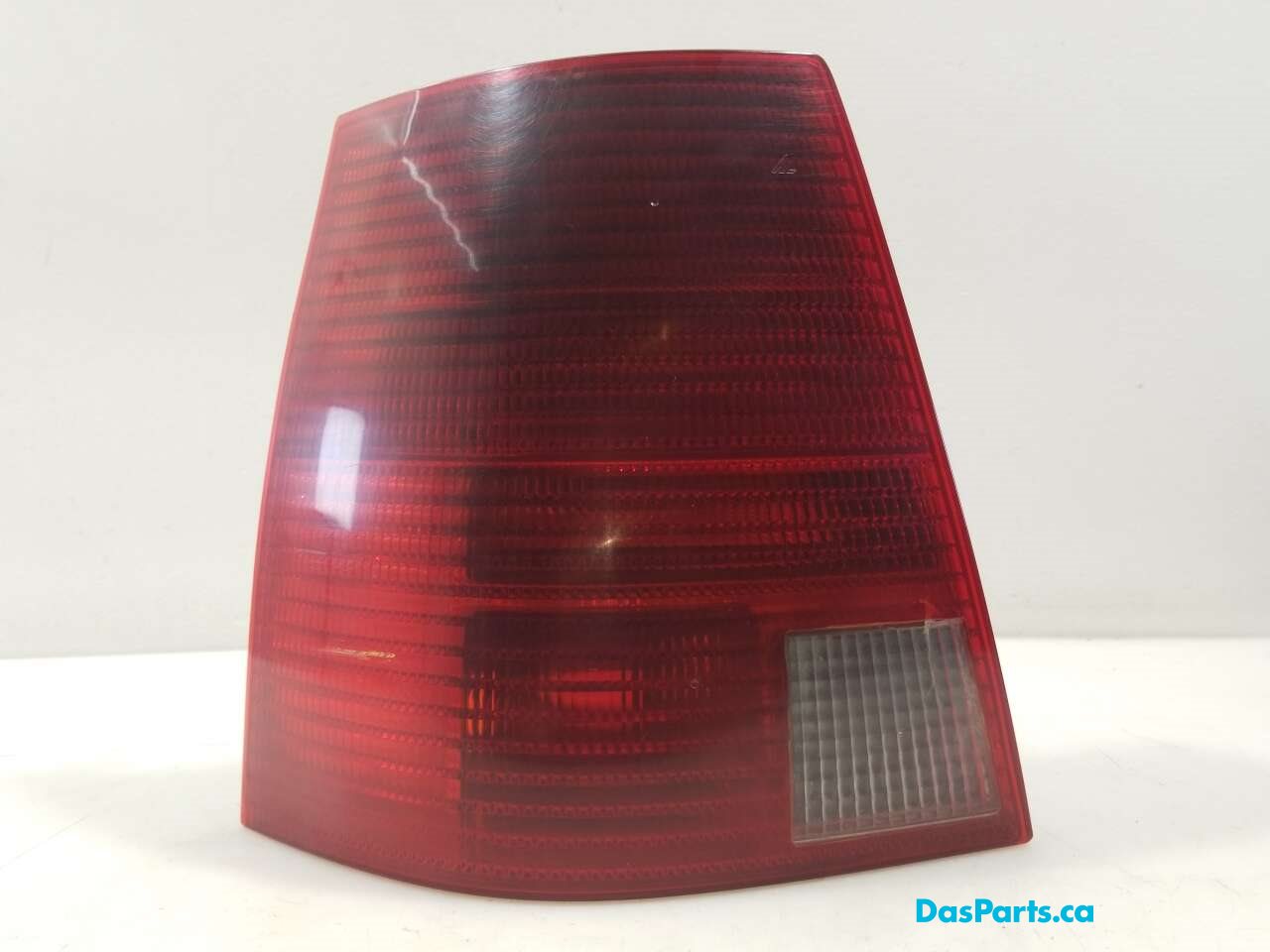 Taillight Outer LR