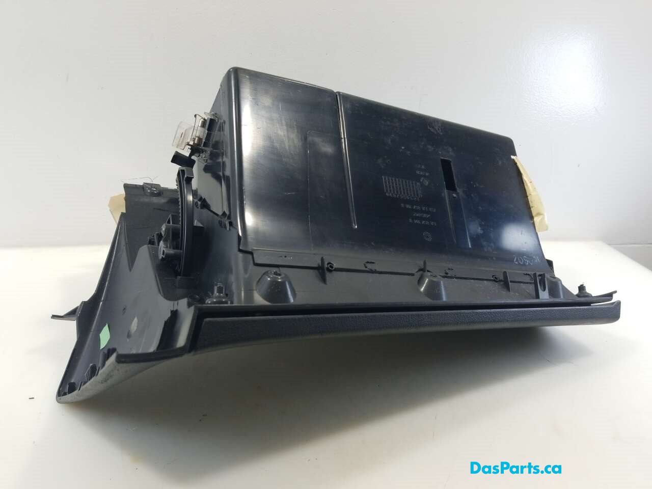 Glovebox