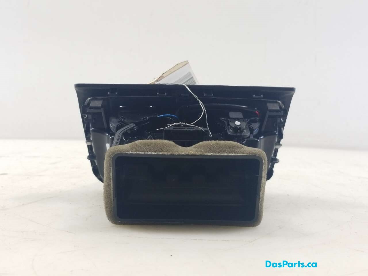 Rear Center Console Vent