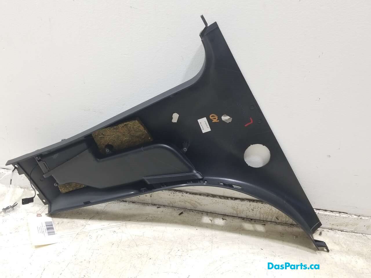 Lower B-Pillar Trim L