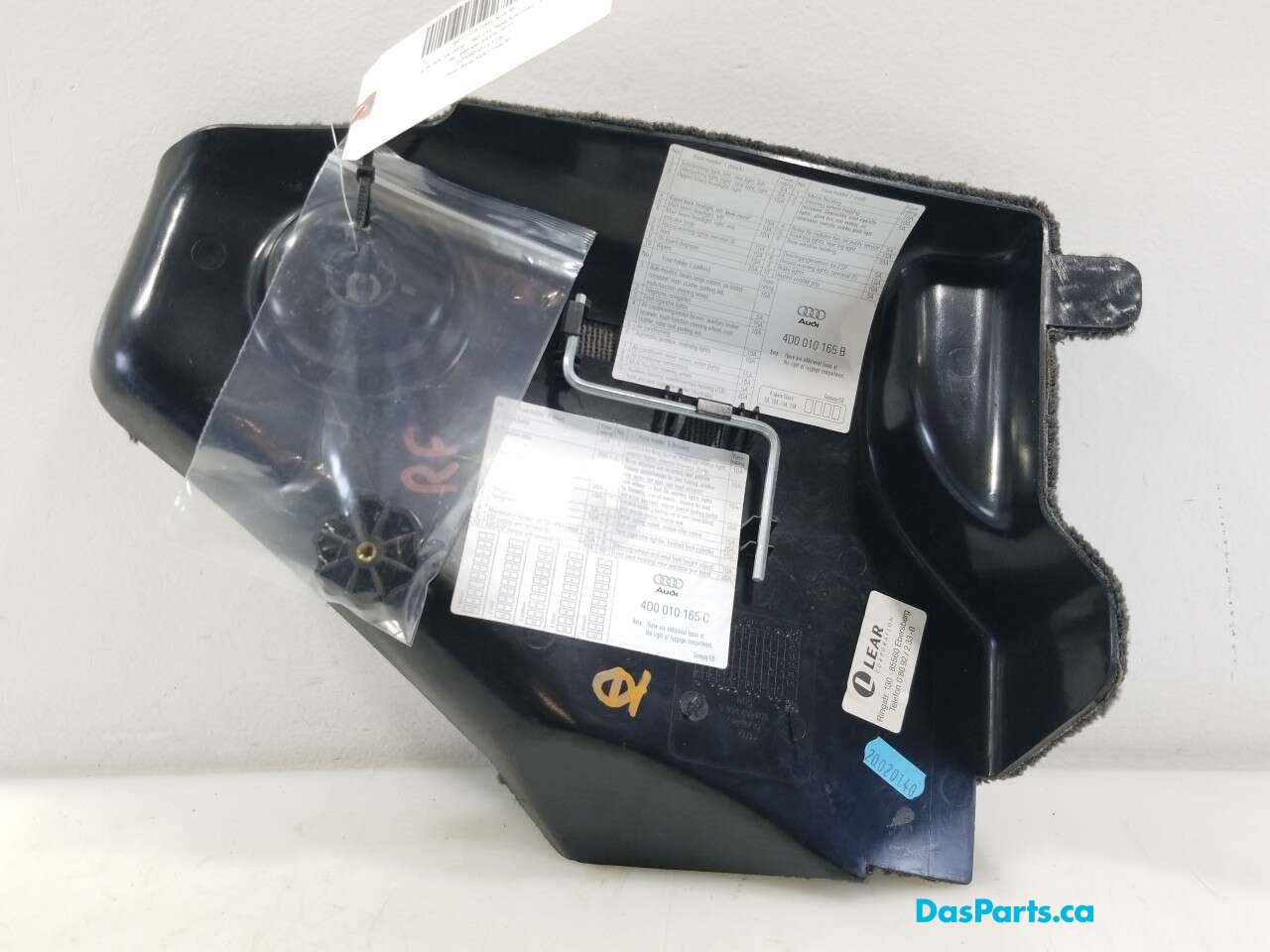 Fuse Panel Kick Cover R