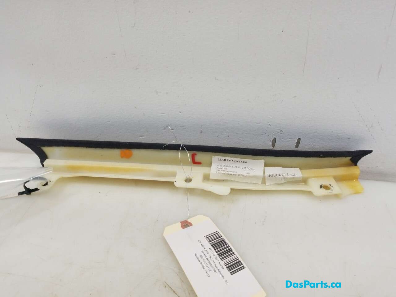 Headliner D-Pillar Trim L2