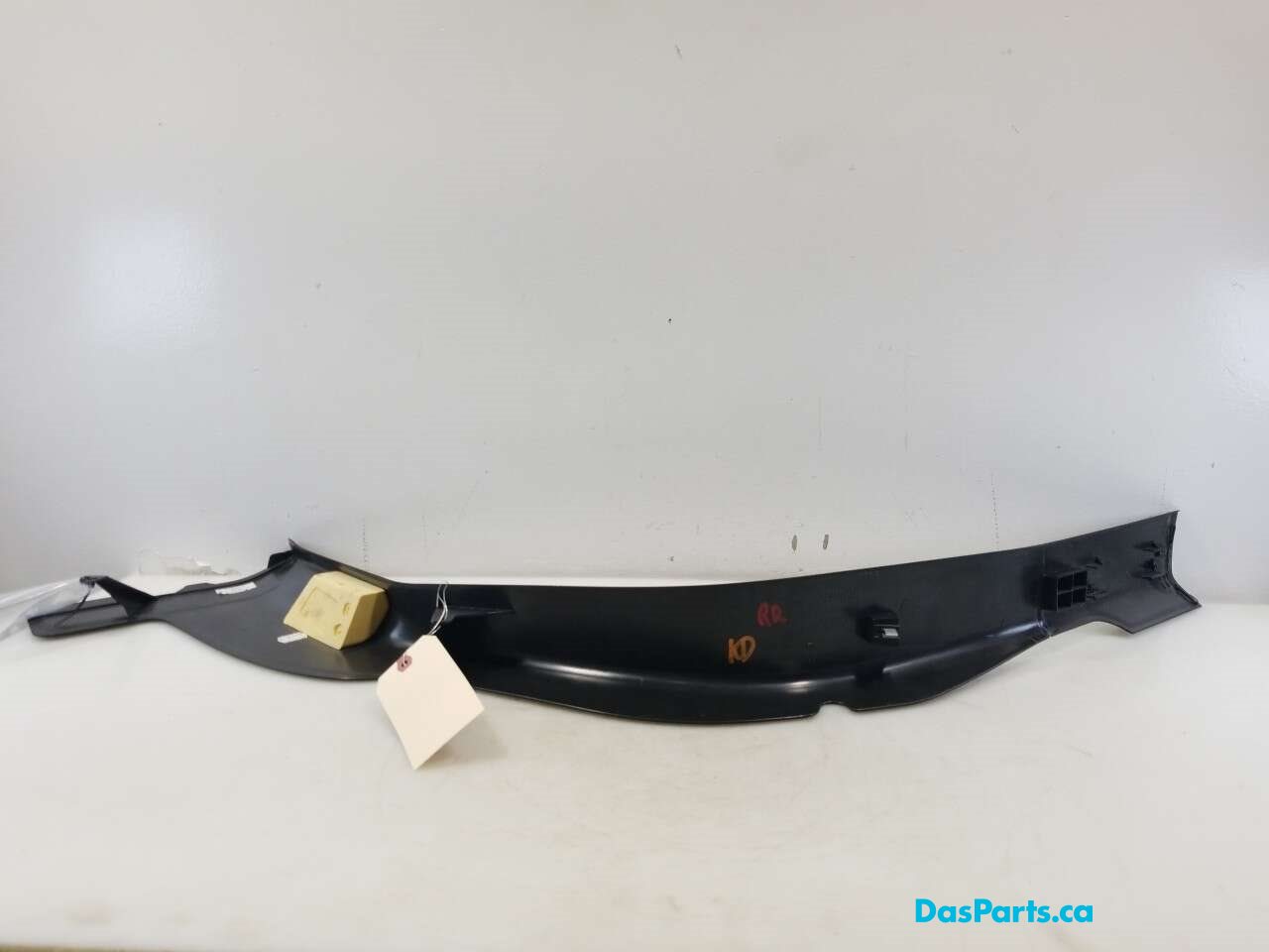 Headliner C-Pillar Trim R