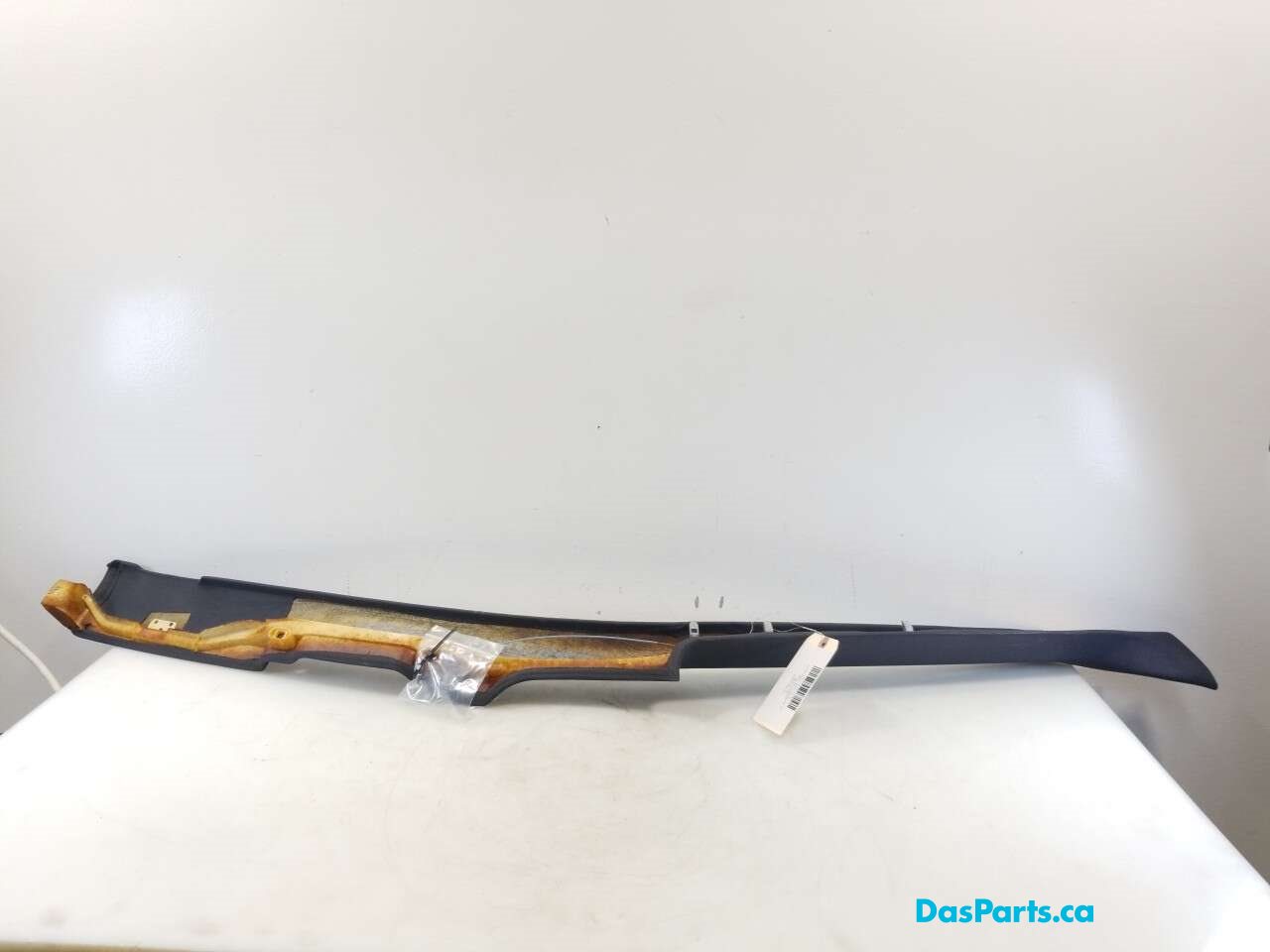Headliner A-Pillar Trim L
