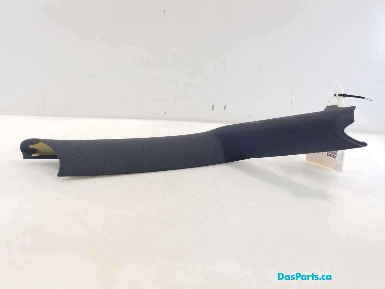 Quarter Glass Trim LR