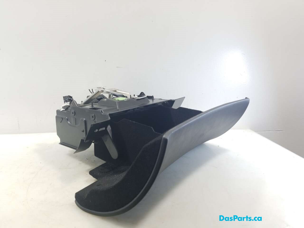Glovebox