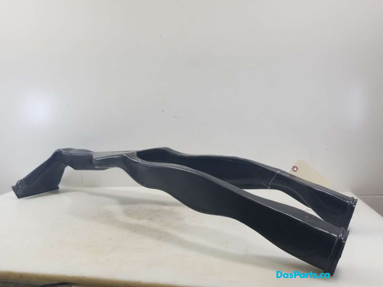 Rear Center Air Duct