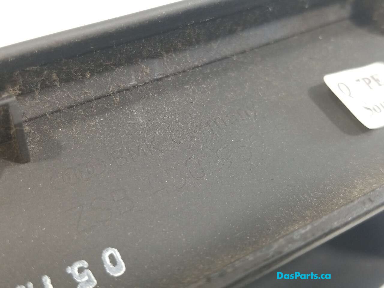 Door Trim RR