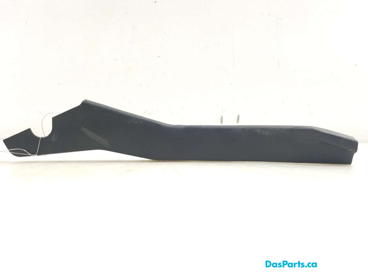 Trunk Hinge Cover R