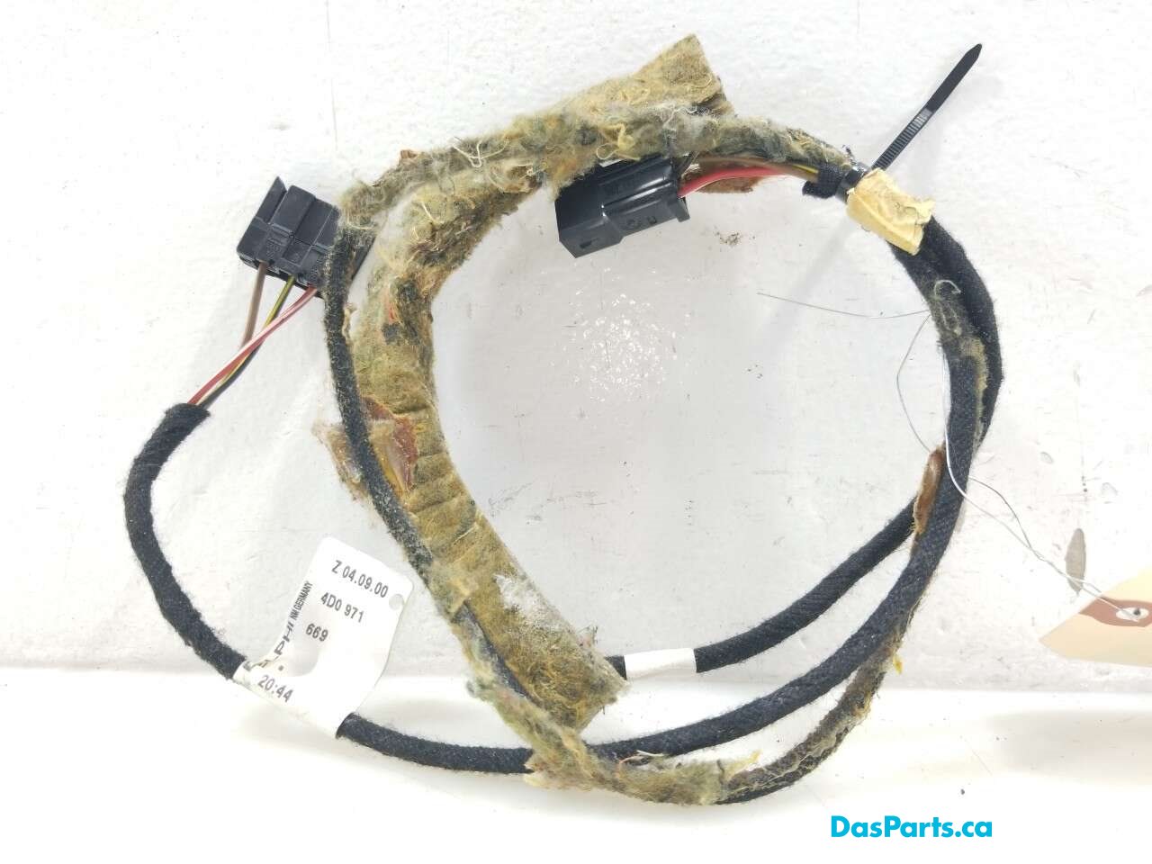 Rear Sunshade Harness