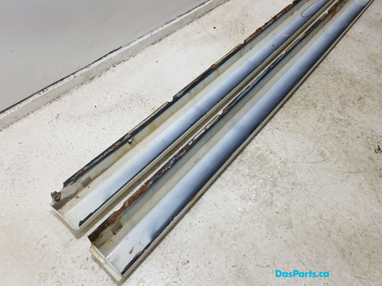 Side Skirt Pair