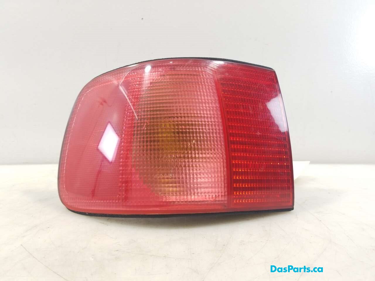 Taillight Outer LR