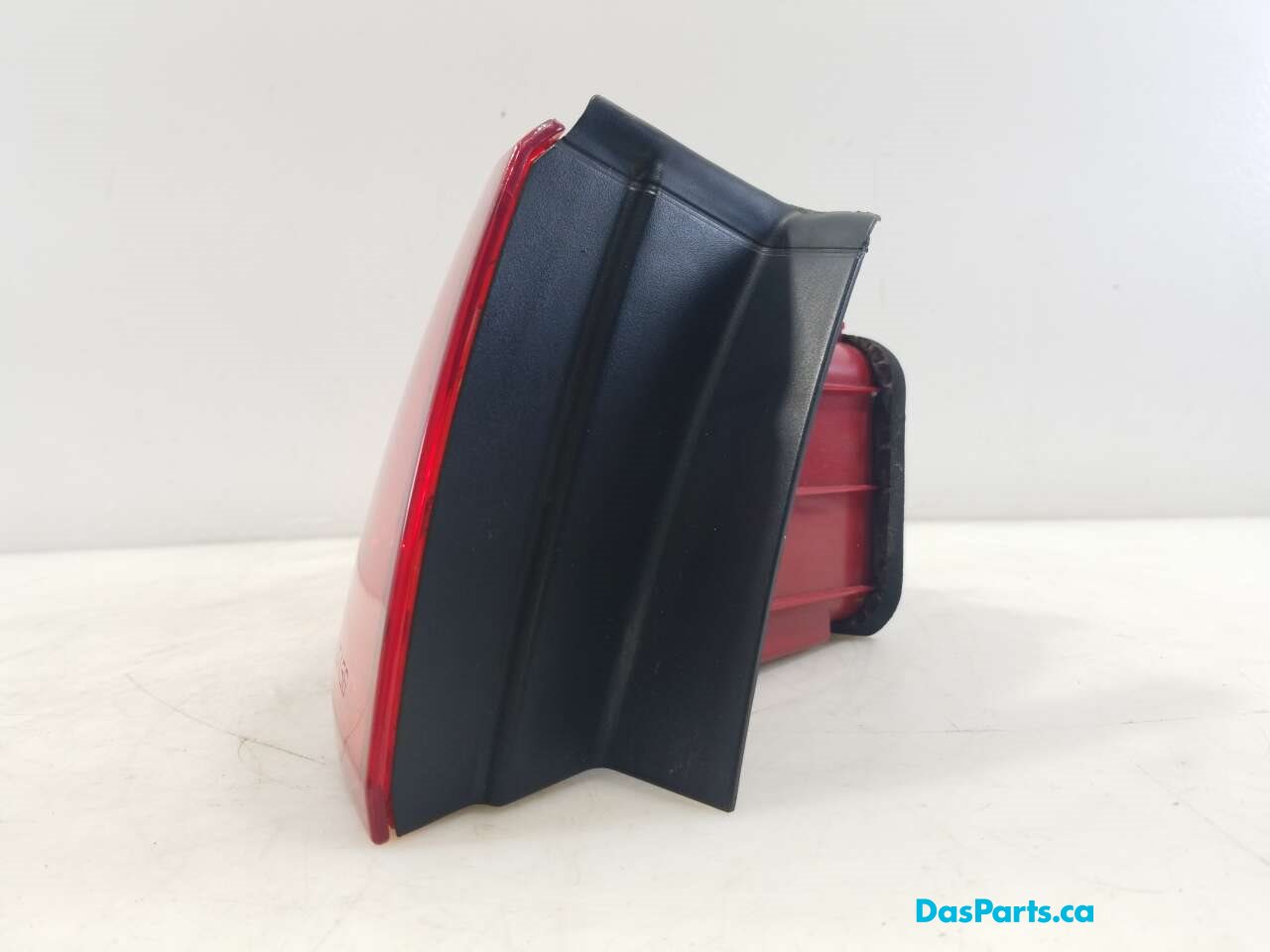 Taillight Outer LR
