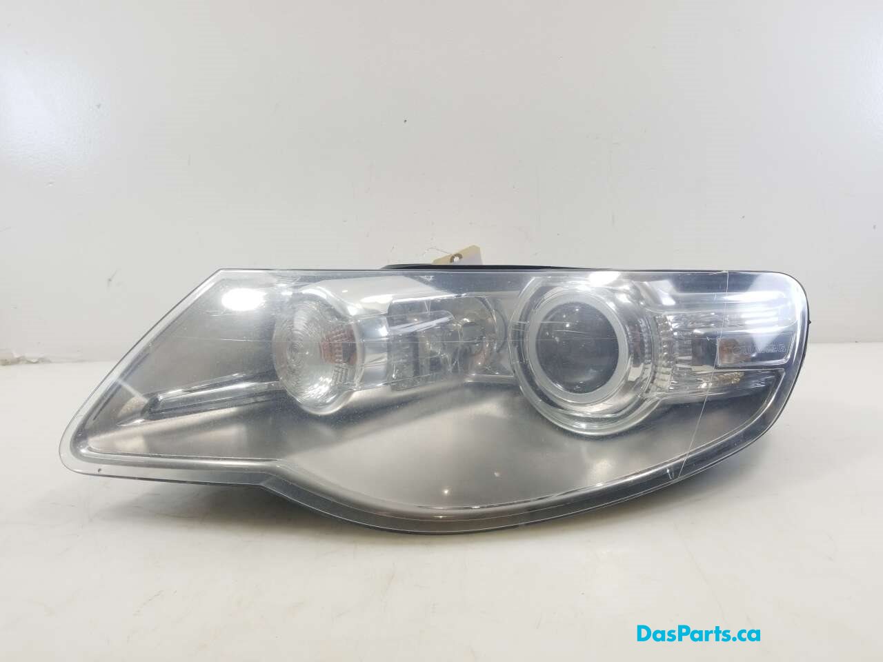 Headlight LF