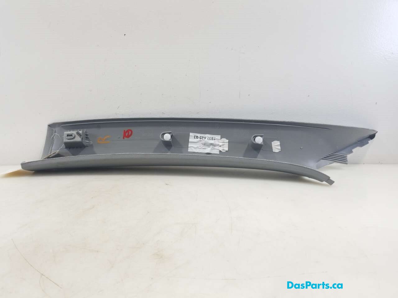 Headliner A-Pillar Trim R