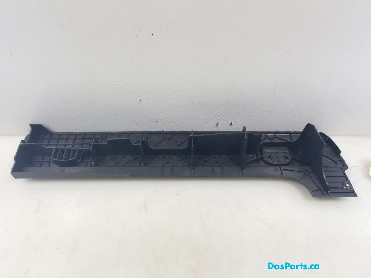 Side Trim Panel L
