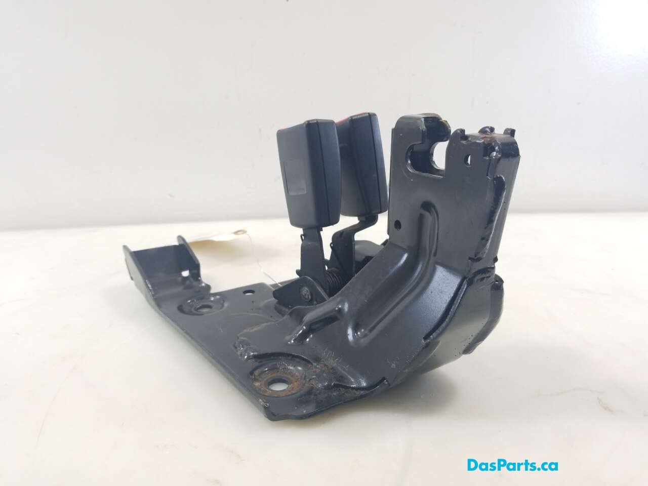 Central Mounting For Split Backrest