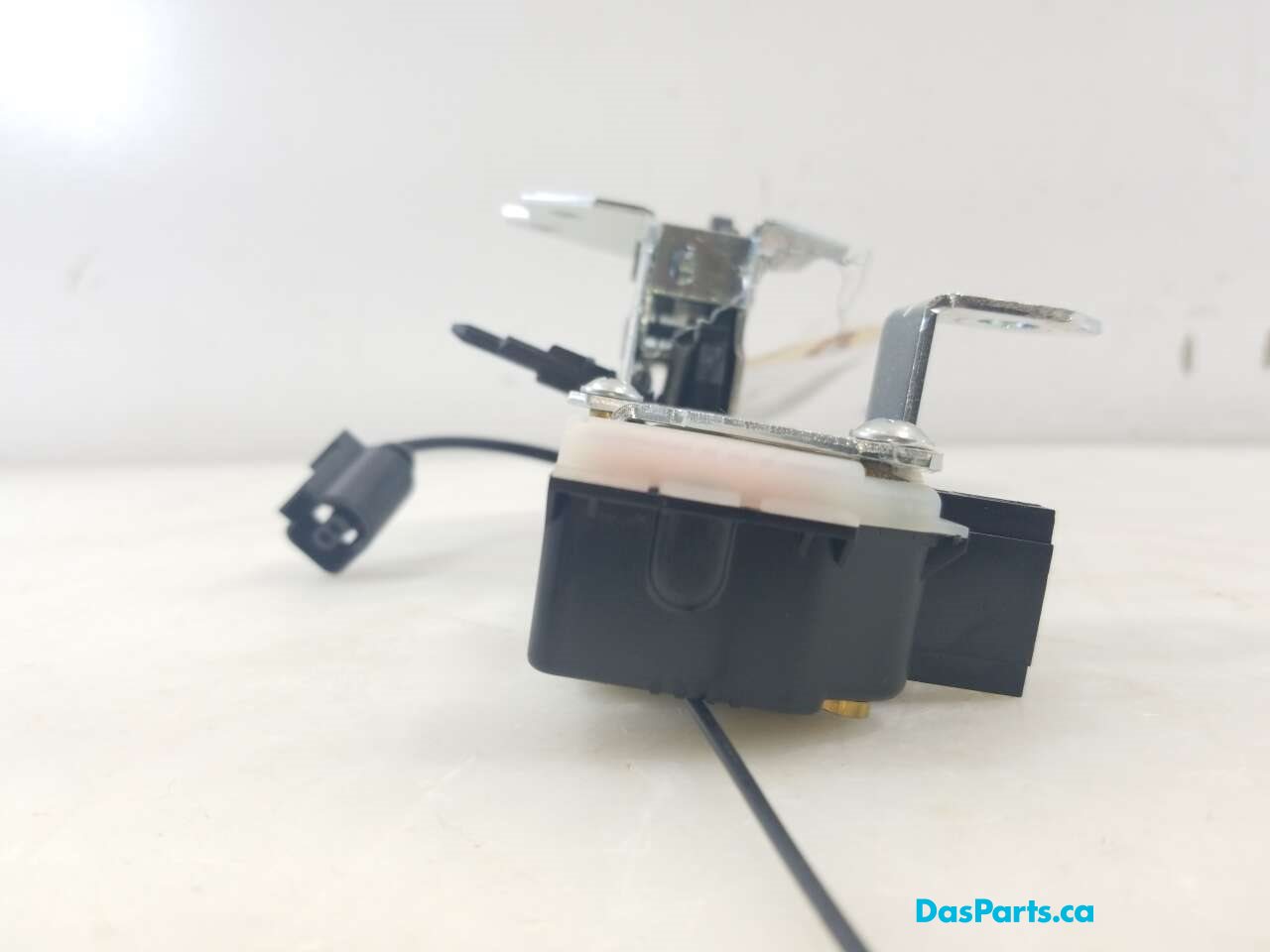 Tailgate Latch & Window Lock Actuator Assembly