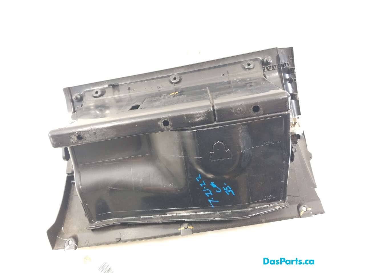 Glovebox