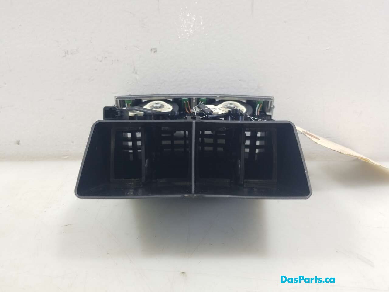 Rear Center Console Vent