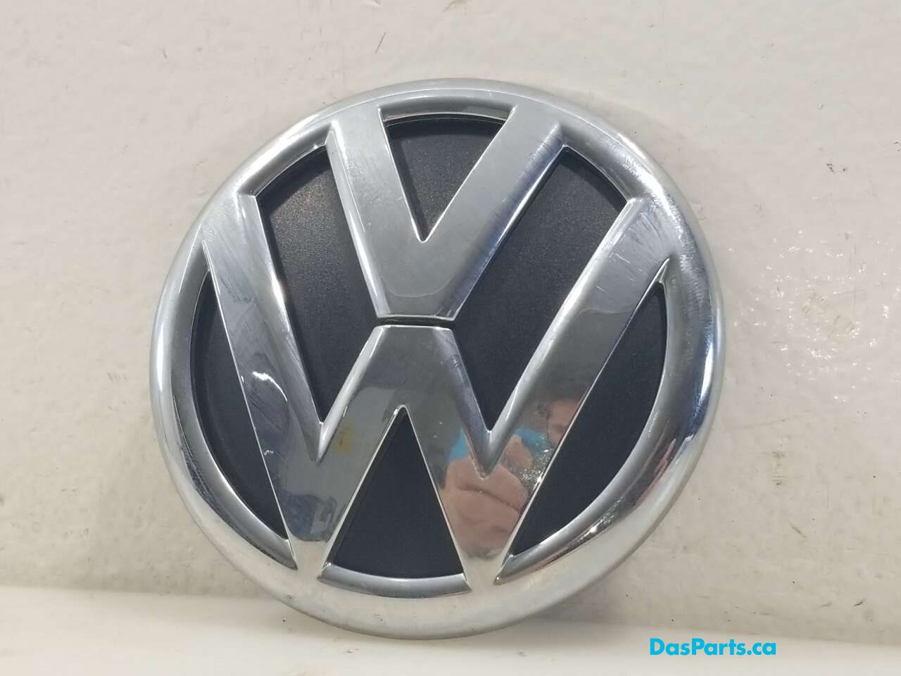 Trunk Emblem 1