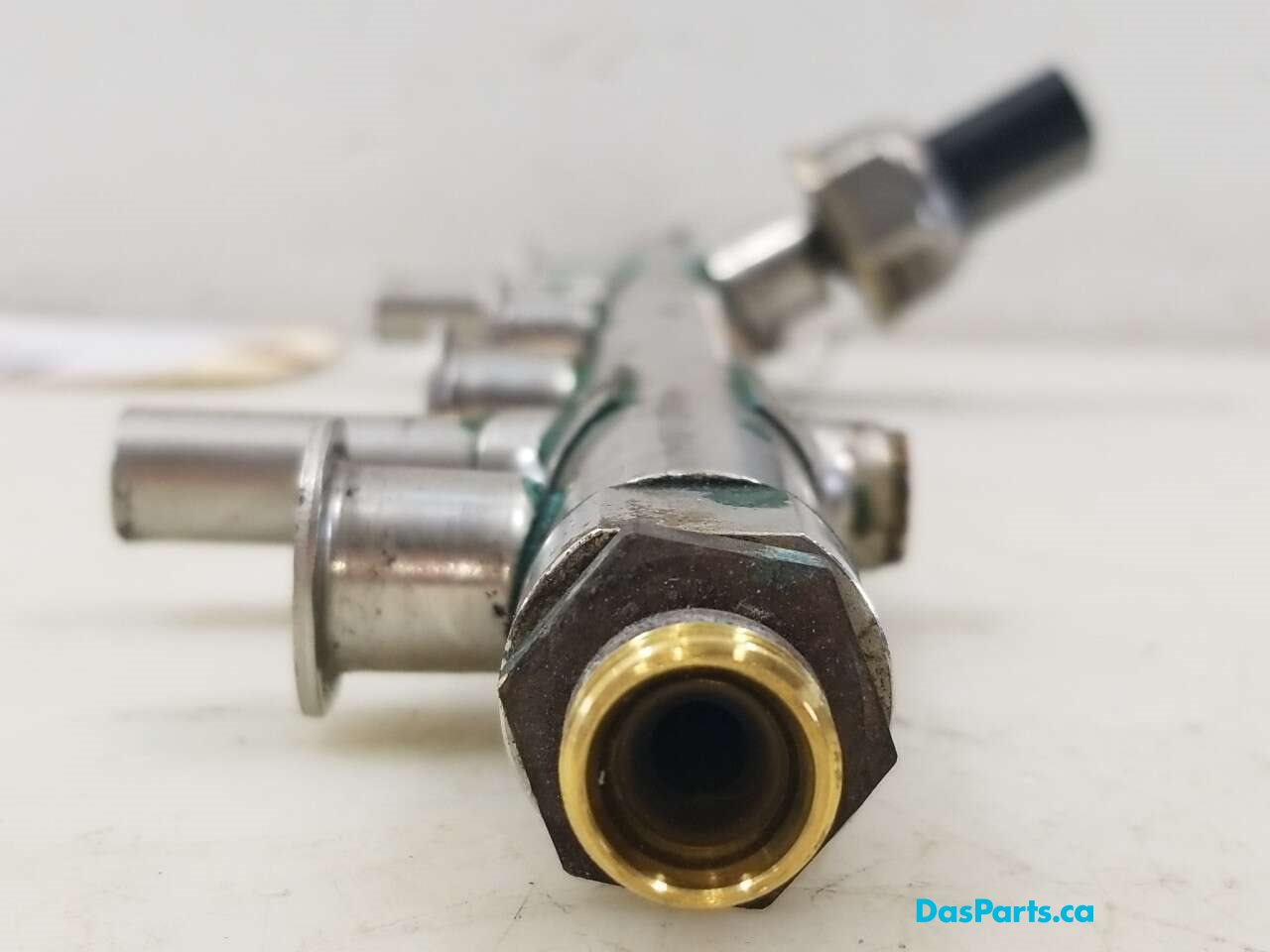 Fuel Rail 1