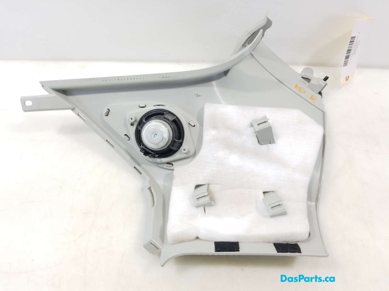 Headliner D-Pillar Trim R