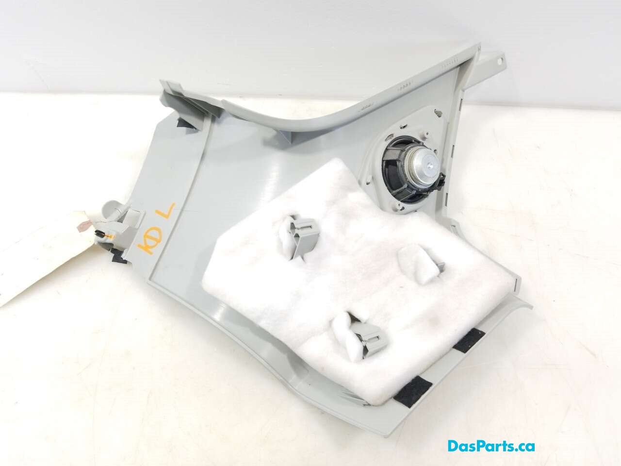 Headliner D-Pillar Trim L