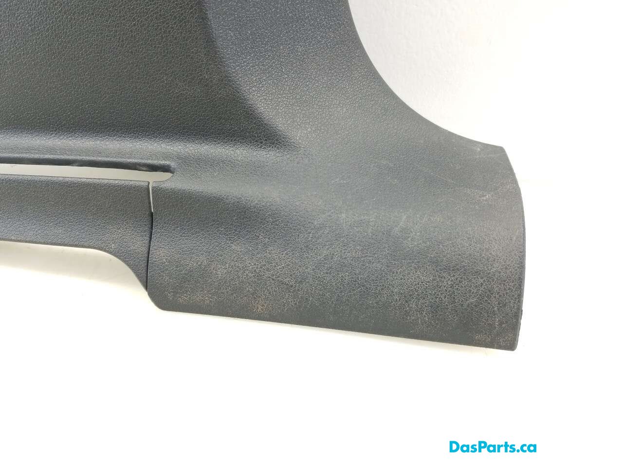 Lower B-Pillar Trim R