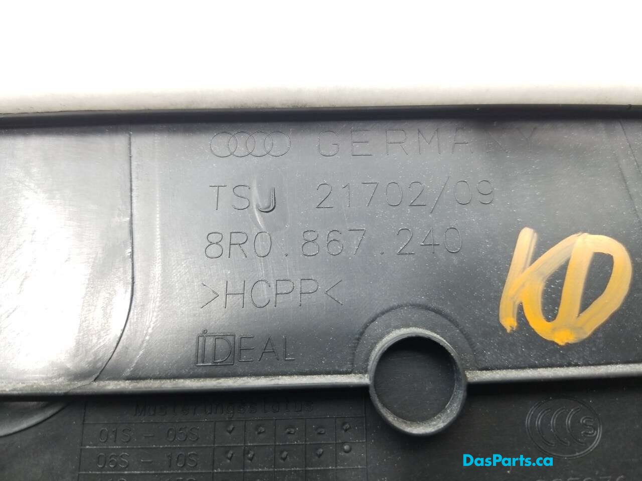 Lower B-Pillar Trim R