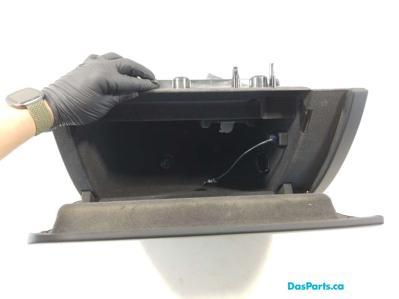 Glovebox