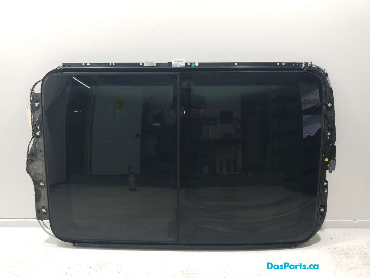 Sunroof Assembly