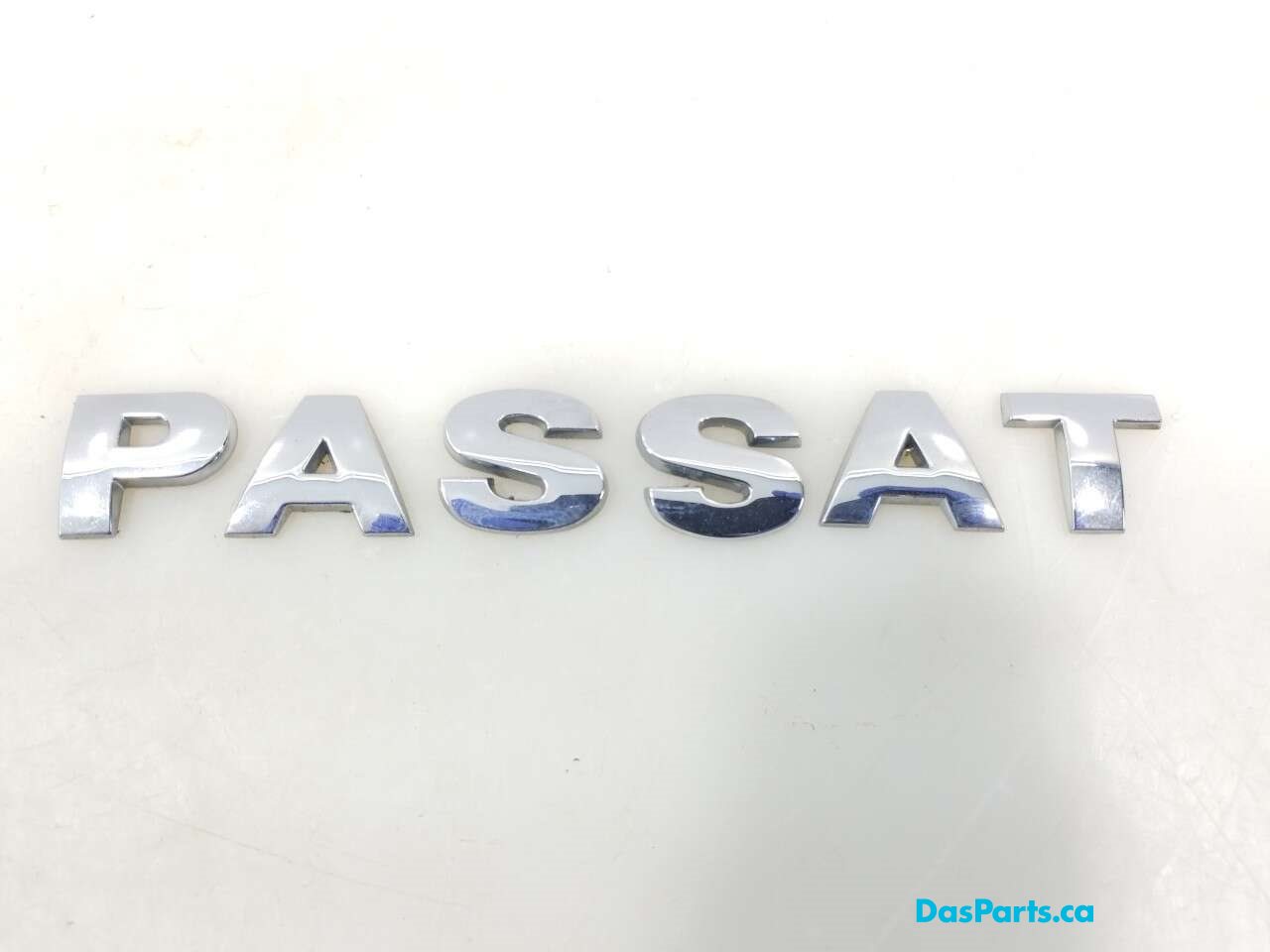 Trunk Emblem 1