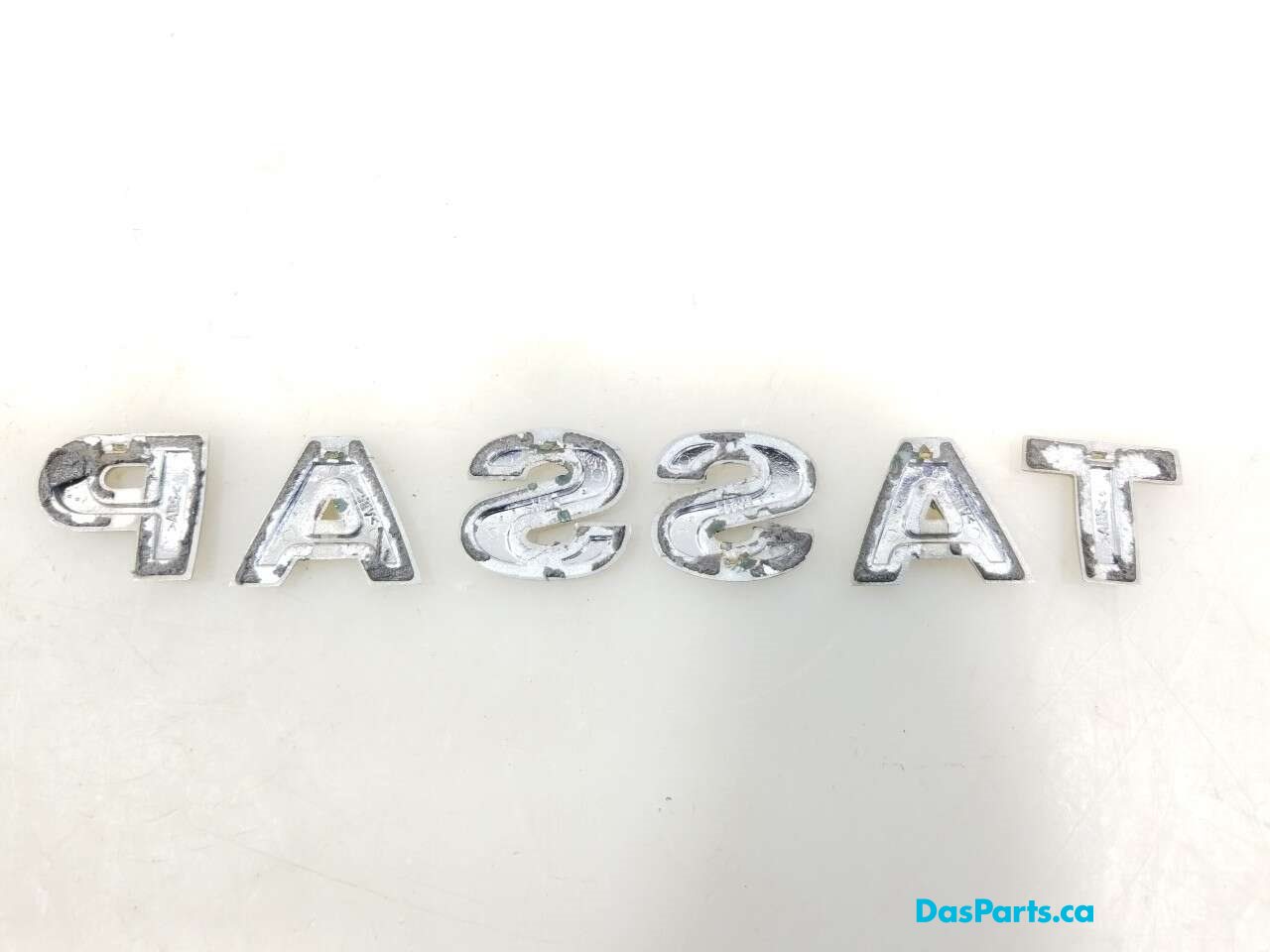 Trunk Emblem 1